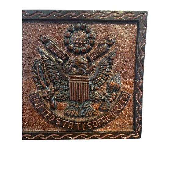 Hand-Carved Wooden Plaque With Honduras & United States Emblems 18" x 10.5" - Picture 3 of 6